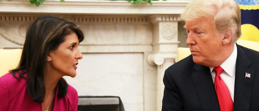 Wird sie die Neue an seiner Seite? Ex-UN-Botschafterin Nikki Haley und US-Präsident Donald Trump.