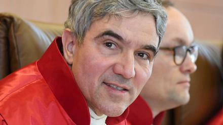 Stephan Harbarth, Präsident des Bundesverfassungsgerichts, soll die Praxis anpassen - oder beenden. 