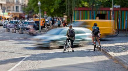 Das Auto ist kein wildes Tier, aber es "erfasst" Schwächere wie Radfahrer und Fußgänger