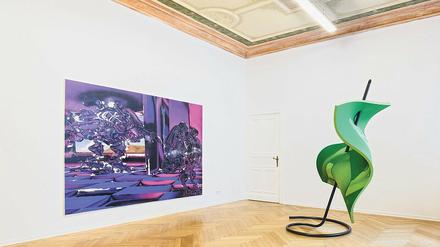 "Untitled 2020" von Manuel Resch und Maxililian Maria Willeit (l.) und "Tourist Trap" von Billie Clarken (r.) 