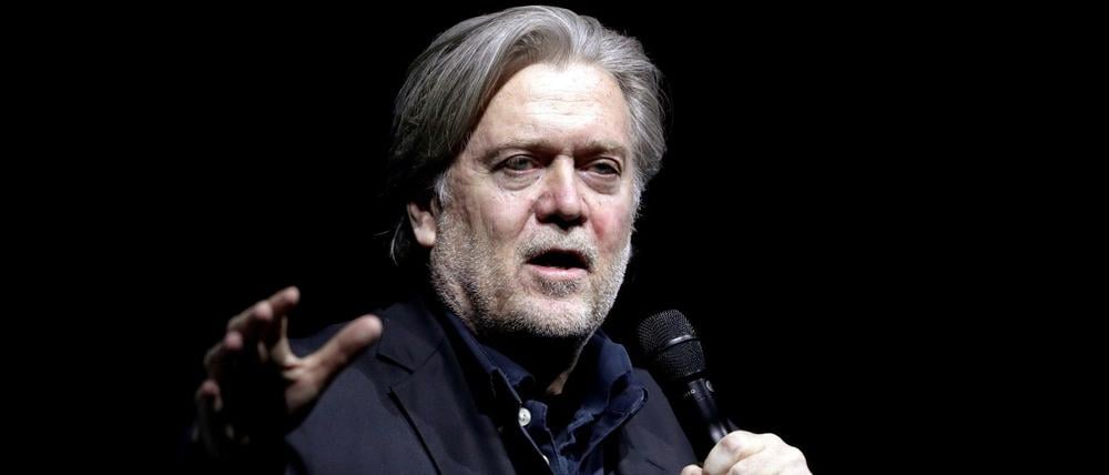 Trumps ehemaligem Berater wird vorgeworfen, Spendengeld unterschlagen zu haben.