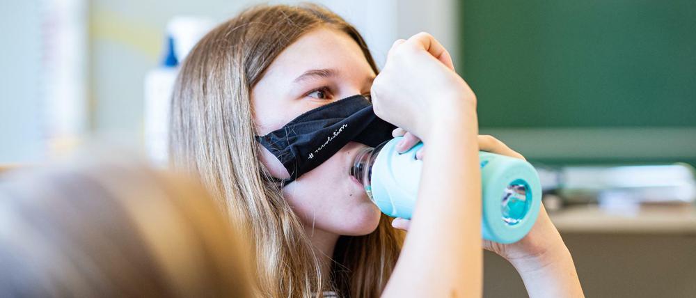 Das Bundesland Nordrhein-Westfalen startete mit Maskenpflicht nach den Sommerferien wieder in den Regel-Schulbetrieb.