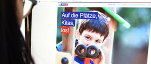 Der Kita-Navigator vom Berliner Senat soll es eigentlich Eltern dabei helfen, einen Kita-Platz zu finden.