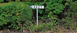 Ambulante Praxen bilden ein Versorgungsnetz in Berlin - im Westen dichter als im Osten.