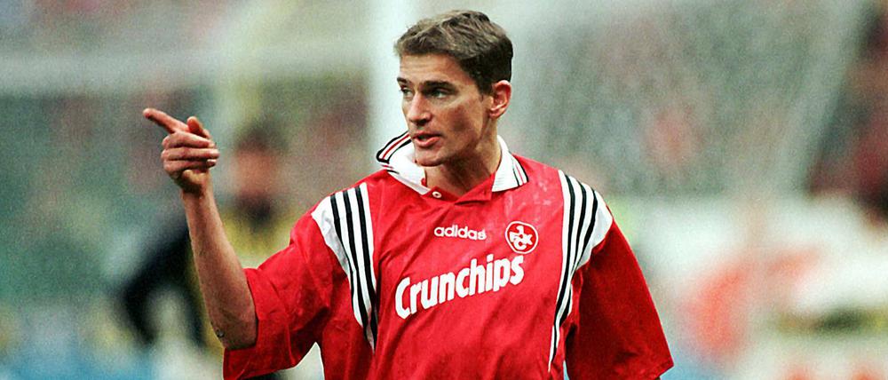 Spitzname Turbo. Andreas Buck war in seiner aktiven Zeit einer der schnellsten Fußballer der Bundesliga. Inzwischen führt er eine Versicherungsagentur und ist als Vermögensberater tätig.