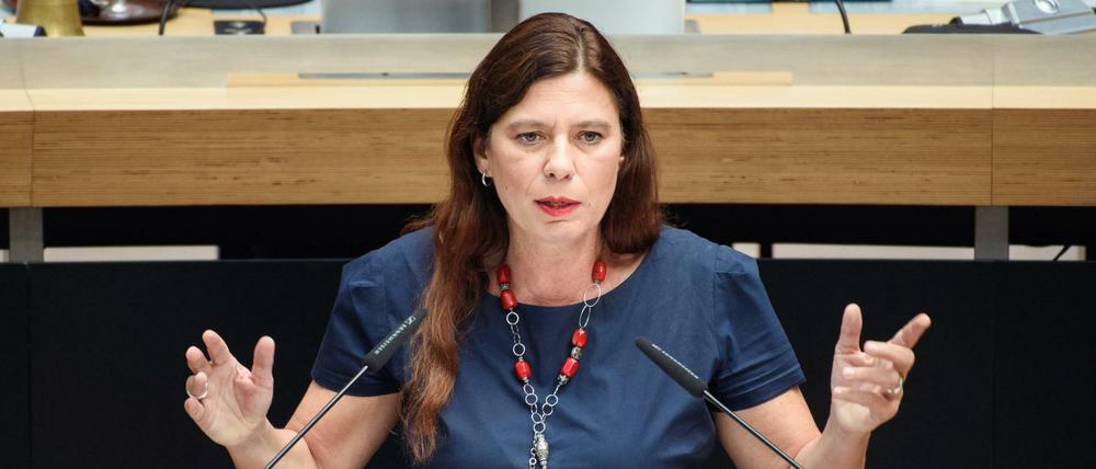 Sandra Scheeres (SPD), Senatorin für Bildung, Jugend und Wissenschaft im Berliner Abgeordnetenhaus, beantragte eine Bahncard100 für mehr als 6000 Euro, nutzte sie dann aber nicht.