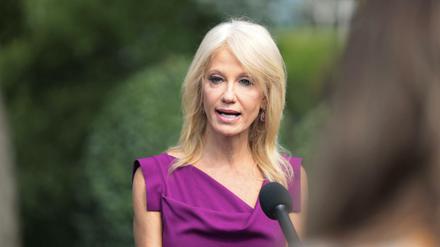 Kellyanne Conway ist eine langgediente Weggefährtin Trumps - ihr Ehemann ein prominenter Kritiker des US-Präsidenten. 