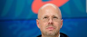 Andreas Kalbitz hat eidesstattlich versichert, nie Mitglied der "Heimattreuen Deutschen Jugend" gewesen zu sein.