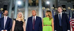 Perfekt an der Wirklichkeit vorbei inszeniert: Donald Trump als Ehemann, Vater, Staatsoberhaupt.