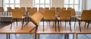 Ein leeres Klassenzimmer (Symbolbild).
