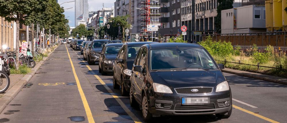 Der Pop-up-Radweg auf der Kantstraße.