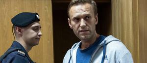 Liegt noch immer in der Berliner Charité: Alexej Nawalny. In Russland hat die Polizei unterdessen Vorermittlungen eingeleitet.