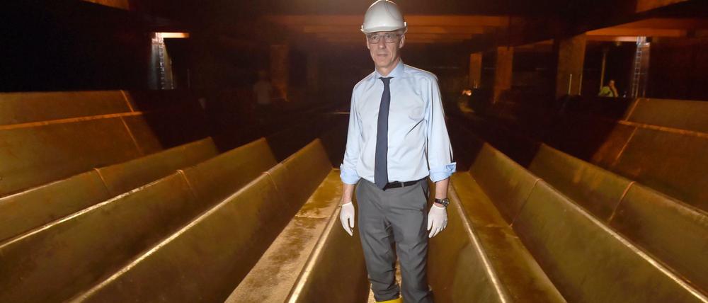Nachholbedarf. Der Vorstandsvorsitzende der Berliner Wasserbetriebe, Jörg Simon, muss Schwachstellen bei der Sicherheit von IT und Pumpwerken beseitigen.