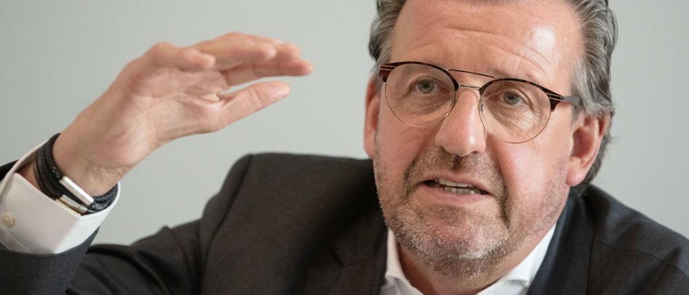 Stefan Wolf, seit 2006 Vorstandvorsitzender von ElringKlinger, führt als ehrenamtlicher Chef des Arbeitgeberverbandes Südwestmetall die Tarifverhandlungen mit der IG Metall.