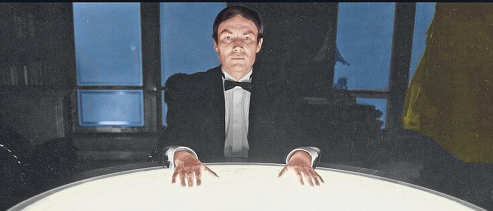 Klaus Maria Brandauer als Titelheld von Istvan Szabos Film "Hanussen" (1988).