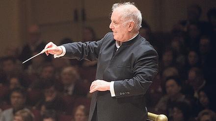 Meister aller Tage. Daniel Barenboim am Dirigentenpult.