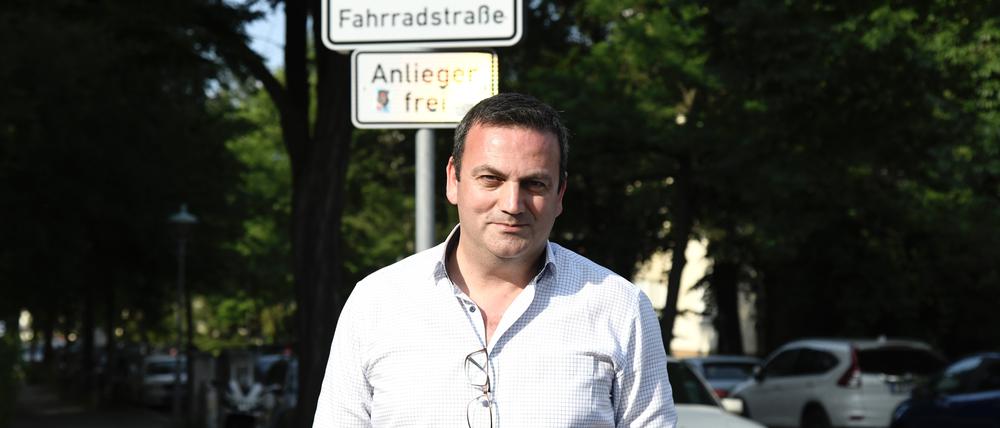 Der Steglitzer Urban Aykal (Grüne) ist begeisterter Verkehrspolitiker. Zuletzt arbeitete er im Rathaus von Friedrichshain-Kreuzberg.