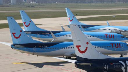 Viele Fluggäste sollen ohne Maske im Flieger herumgelaufen sein.