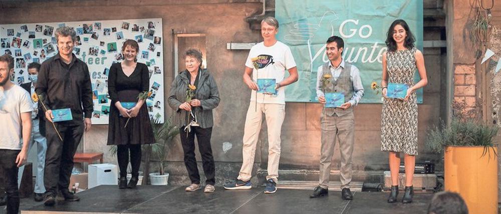 Nikolas Migut, Lisa Maria Neumann, Alexandra Horn, Holger Holland, Hassaan Alhassan und Ferdos Nasri wurden ausgezeichnet.