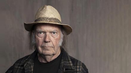 Der kanadische Sänger Neil Young tritt beim Roskilde Festival auf. Die Rock-Ikone feiert am 12.11.20 seinen 75. Geburtstag.