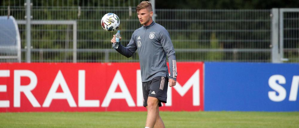 Virtuos am Ball. Timo Werner erhofft sich von seinem Wechsel an England weitere Fortschritte in seinem Spiel.
