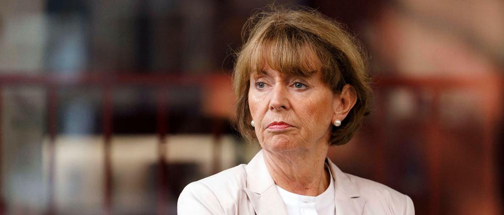 Henriette Reker lag nach der Attacke damals im künstlichen Koma.