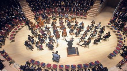 Ein Bild aus besseren Tagen: Volle Besetzung im Boulez Saal