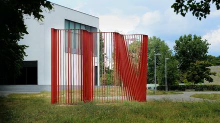 Was verbirgt sich noch hinter dem Vorhang? Die Staatliche Ballettschule Berlin in Prenzlauer Berg.
