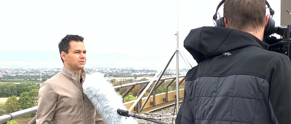 Özden Terli will den ZDF-Zuschauern klarmachen, dass das Wettergeschehen nicht mehr vom Klimawandel zu trennen ist.