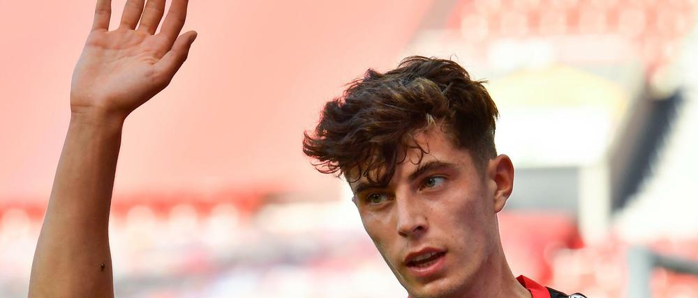 Der deutsche Fußball-Nationalspieler Kai Havertz wechselt offiziell zum FC Chelsea.