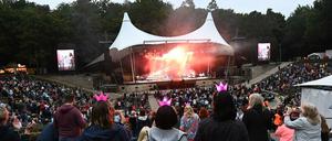 Erstes Konzert seit knapp einem Jahr: Roland Kaiser tritt am Donnerstag mit der Konzertreihe "Back to Live" in der Waldbühne auf.