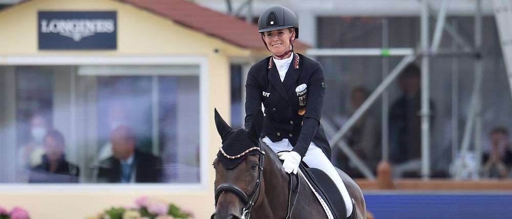 Mit ihrer Stute Dalera nahm Jessica von Bredow-Werndl seit Olympia außerdem an den Europameisterschaften und dem Top Ten-Finale teil.