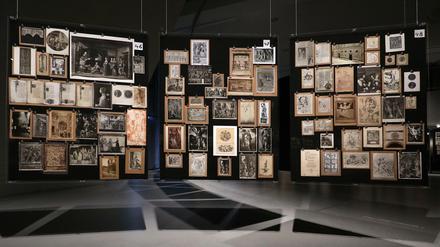 Aby Warburgs " Bilderatlas Mnemosyne" in der Rekonstruktion im Berliner Haus der Kulturen der Welt.