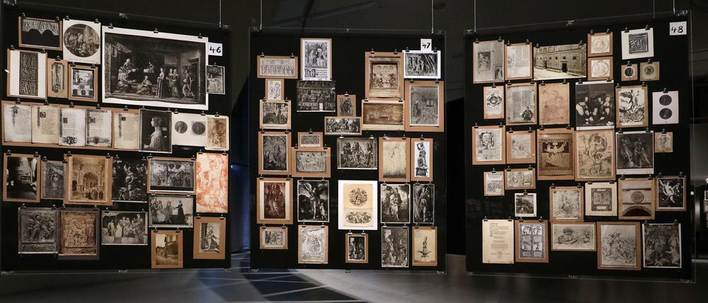 Aby Warburgs " Bilderatlas Mnemosyne" in der Rekonstruktion im Berliner Haus der Kulturen der Welt.