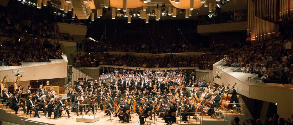 Ginge es nach den Künstlern, dürften sich die Säle wieder mehr füllen. Hier die Berliner Philharmonie vor Corona.