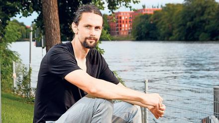 Ernst und eigenwillig. Neven Subotic legt, anders als viele seiner Fußballkollegen, keinen Wert auf Luxus. 
