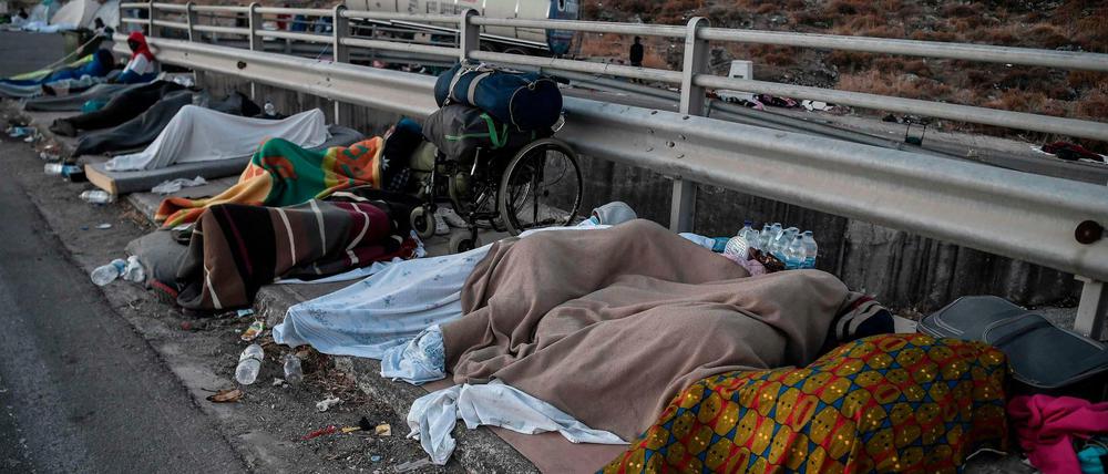 Durch das Feuer im Flüchtlingslager Moria sind rund 12.000 Menschen obdachlos geworden.
