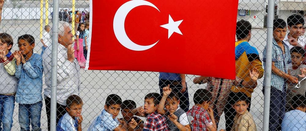 Erdogan verlangt von der EU auch mehr Geld für die rund 3,6 Millionen Flüchtlinge in der Türkei (Archivbild).