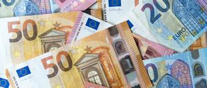 Viel Geld braucht der Staat, um die Folgen der Corona-Krise zu bewältigen - die SPD will damit die Zukunft der Wirtschaft und des Staates sichern.