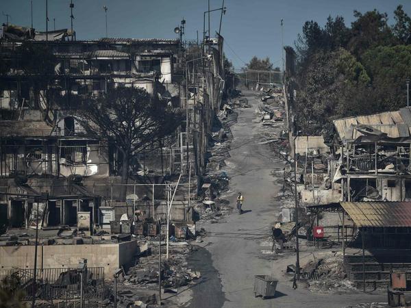 Das zerstörte Camp in Moria auf der Insel Lesbos.