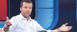 Was wollt Ihr?  Nächstes Jahr wird Lothar Matthäus 60, aber es scheint so, als könnte der ewige Sky-Experte auch noch selbst in der Fußball-Bundesliga mitspielen.
