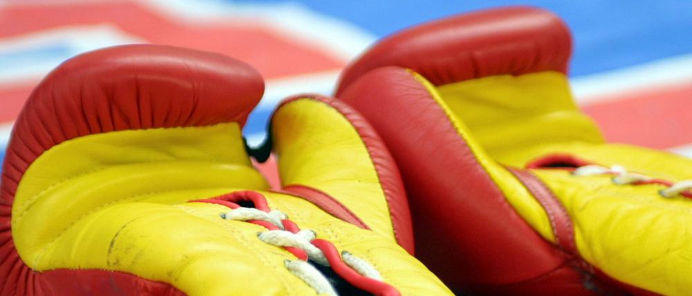Die Handschuhe werden erst mal nicht mehr gebraucht. Das komplette deutsche Nationalteam der Amateurboxer hat sich im Trainingslager in Österreich mit dem Coronavirus infiziert. 