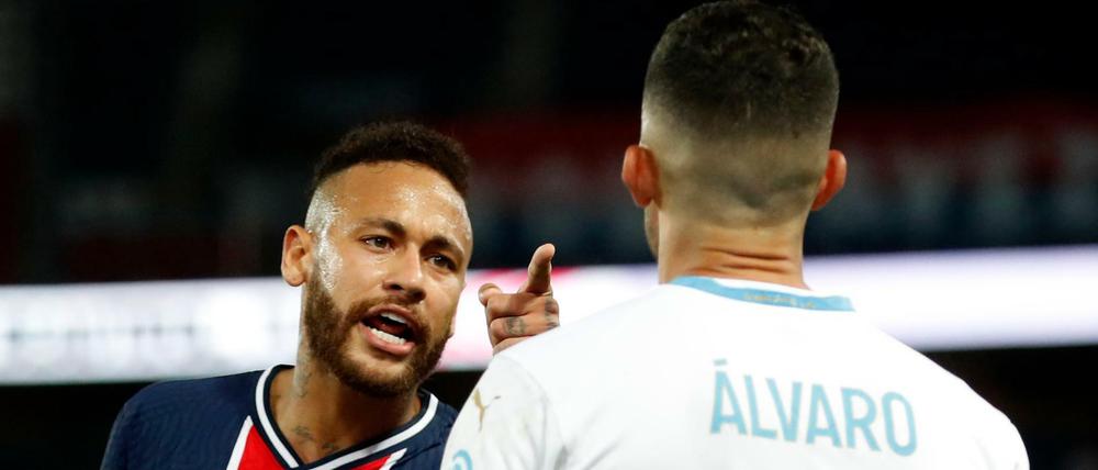 Erhitzte Gemüter und viele Rote Karten gab es zwischen PSG und Olympique.