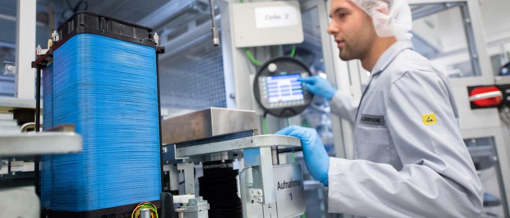 Ob Wasserstoff auch in der Autoindustrie großflächig zum Einsatz kommen soll, wird diskutiert.