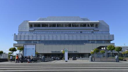 Klamme Kassen: Die Messe braucht nochmal Geld.