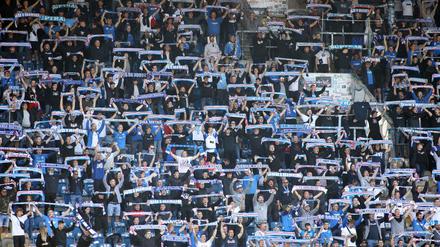 In Rostock herrschte Gänsehautstimmung - so manchen fröstelte es angesichts der Masse an Fans.