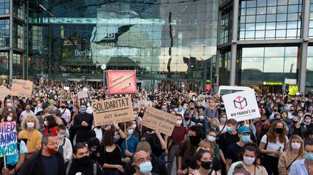 Schon in der vergangenen Woche gab es am Hauptbahnhof eine Kundgebung für die Aufnahme von Flüchtlingen.