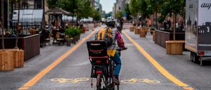 Seit August 2020 ist die Friedrichstraße befristet autofrei. 