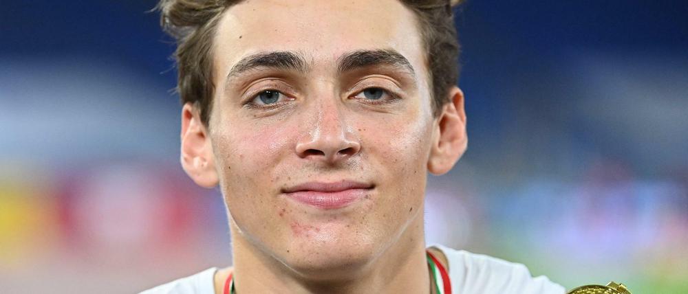 Stolzer Gewinner: Armand Duplantis.