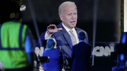 Wahlkampf der US-Demokraten: Joe Biden beim Drive-In-Town-Hall 
